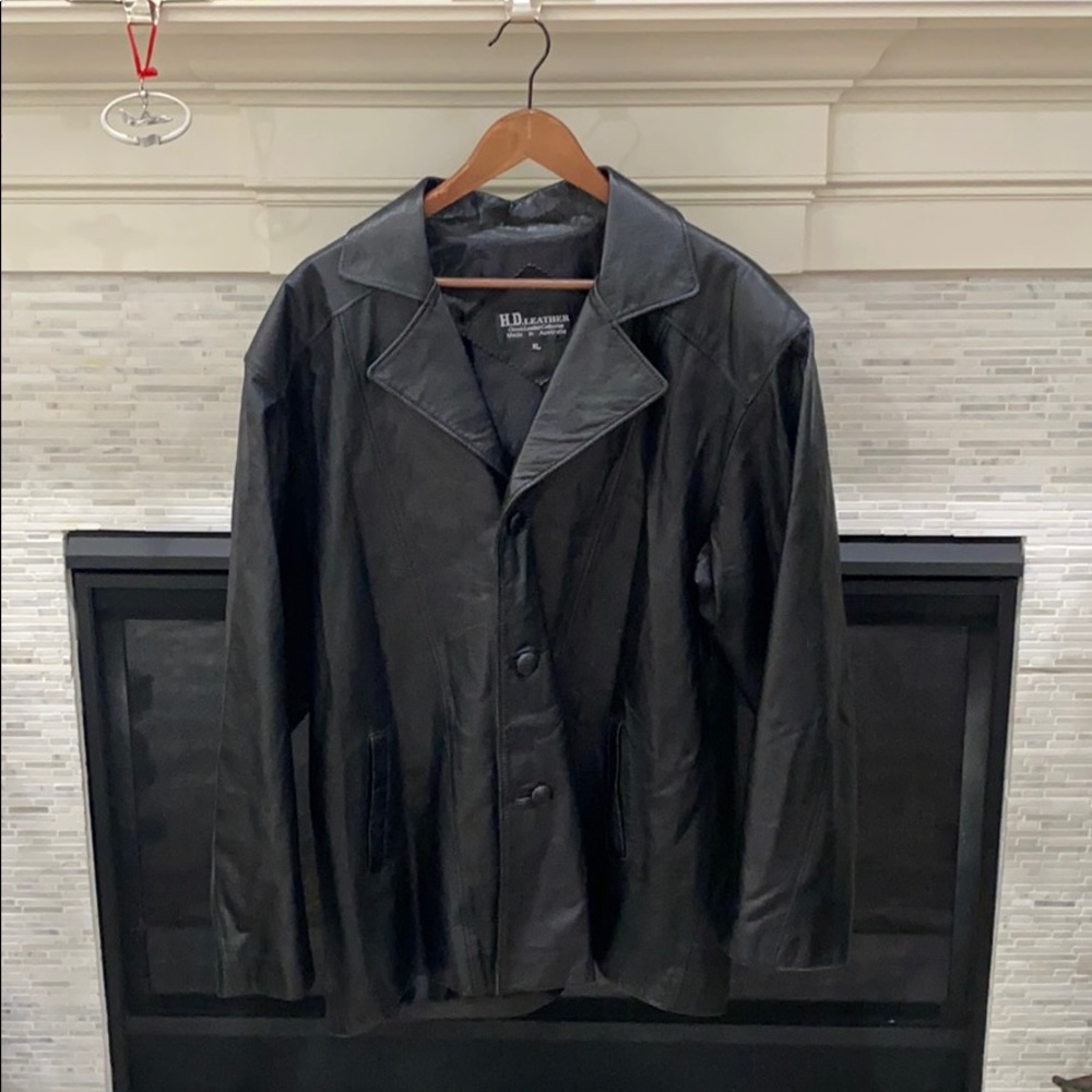 Men’s Black leather jacket